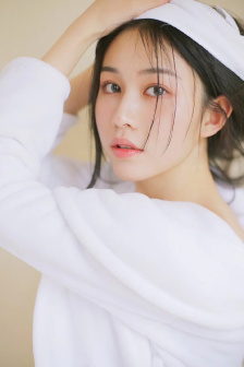 久久日一线二线三线SUV